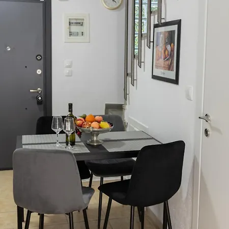 Parisian Luxury Apartament Siviri