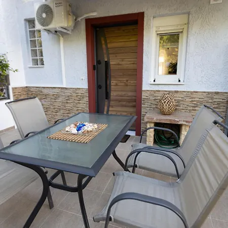 Apartament Parisian Luxury Siviri
